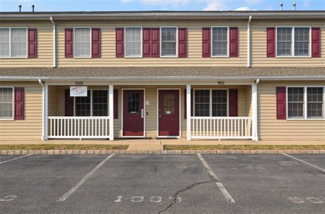 Midas, 221 U.S. 202/31, Flemington, NJ .